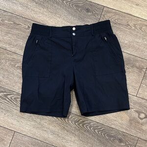 Reel Legends Women's black Shorts large